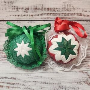 Vtg Quilted Christmas Ornaments Red Green White Star Pattern Ribbon Handmade